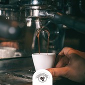 Notre café en grain ou moulu... selon votre machine ! ☕ 
Vous êtes un "Pro", nous avons des solutions adaptées à votre consommation 😍. N'hésitez pas à nous contacter.

Découvrez notre large sélection de café #GrandCru ⚜ du monde entier en boutique ou directement sur ✅ www.grainscafes.com !
#rueGrande #manosque #irresistible #noscommerçantsontdutalent
Cafés en grains ou moulus ou capsules
☑️ Torréfaction 100% #Artisanale ☕️
📍 26 rue Grande - Manosque
🕡 Mardi au samedi de 9h à 13h | 14h à 18h
Plus d'infos ?! 👇
📱 04.65.10.00.67
📧 contact@grainscafes.com
#GrainsCafes #coffee #coffeetime #coffeelover #cafe #coffeeshop #coffeeaddict #Torrefaction #coffeegram #specialtycoffee #coffeewithaview #coffeeaddicted #coffeeaddiction #bestcoffee #doyourcoffee #cafe #weekend #weekendcafe #cafedetente #everydayiamcoffee #capsulecafé #compatible